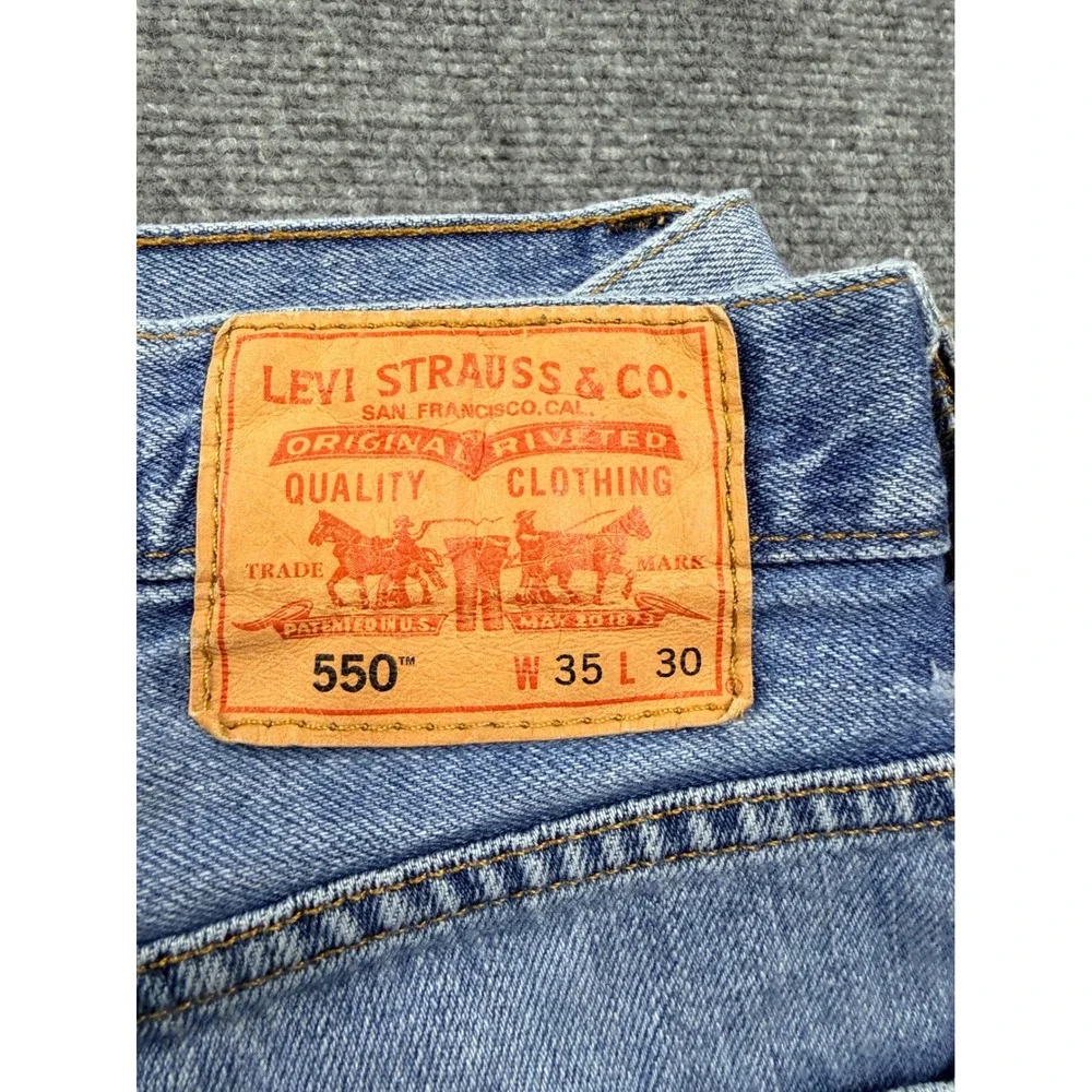 Levis 550 Relaxed Fit Light Wash Blue Denim Jeans‎ Mens W35 L30 Vintage Style